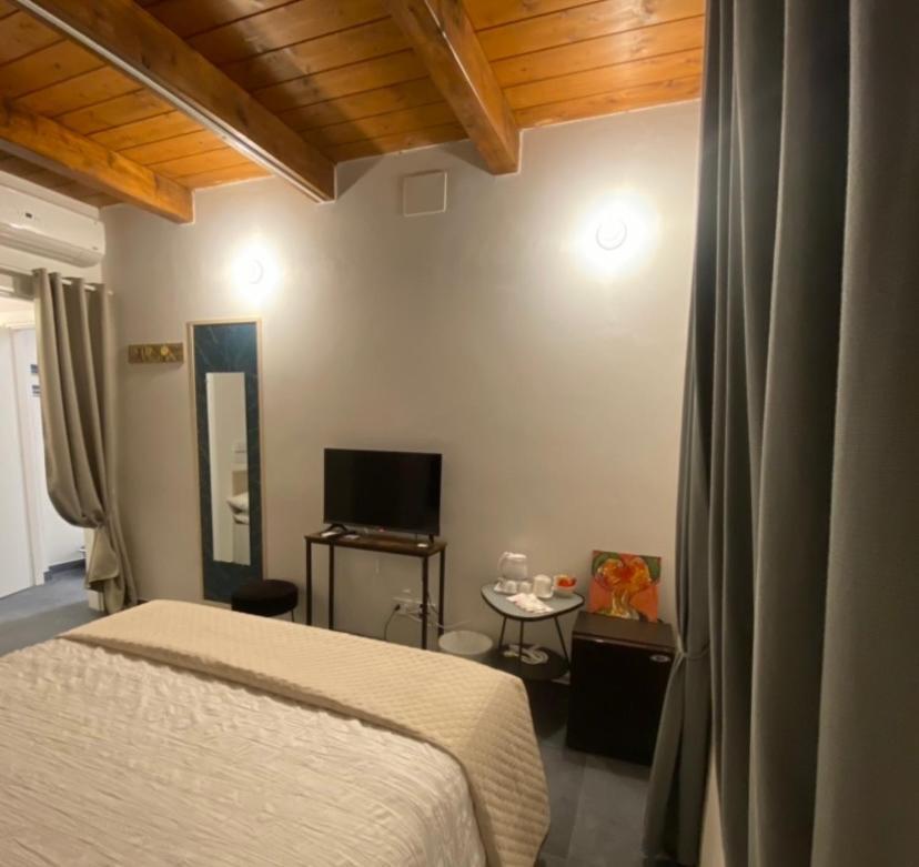 Casa Raffaela Hotel Marina Di Pisa Kültér fotó