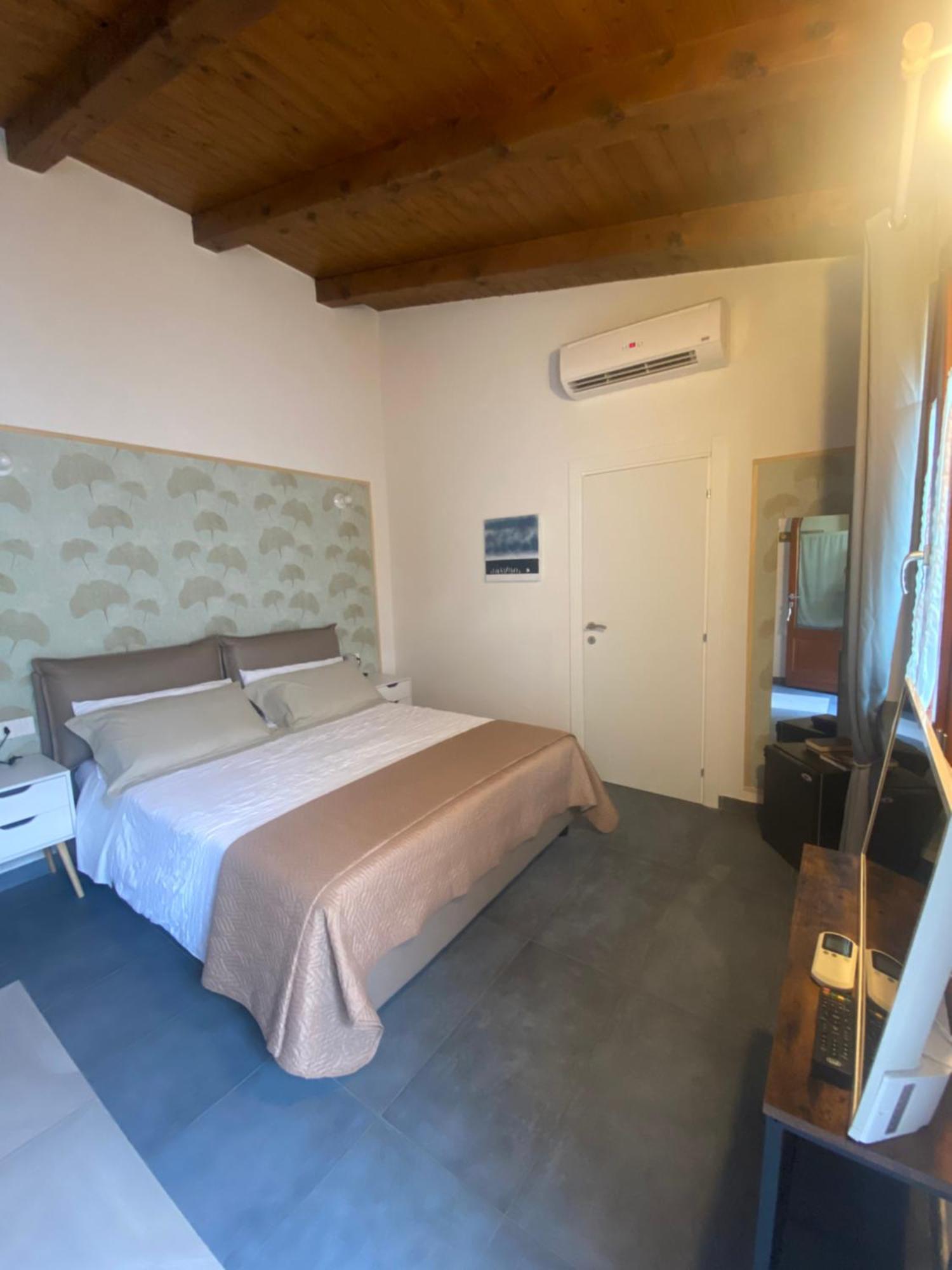 Casa Raffaela Hotel Marina Di Pisa Kültér fotó